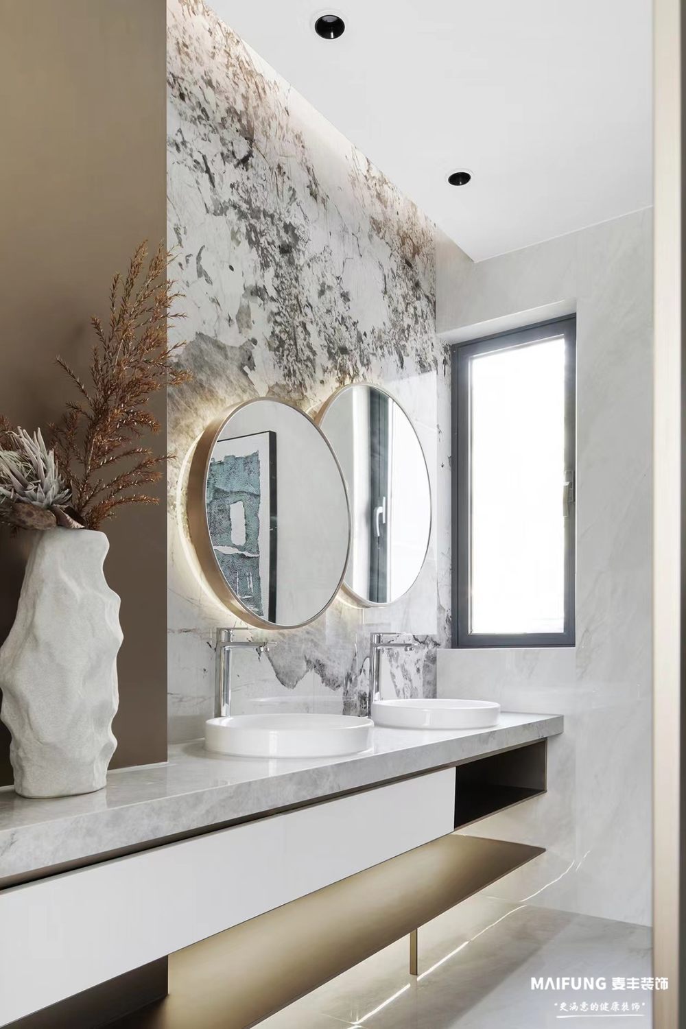 洗手间.jpg 龙湖舜山府四室新中式风格装修方案.jpg